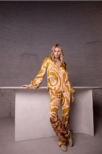 Amaya_Amsterdam_Pleun_pant_lime_peach_More_of_Me_2