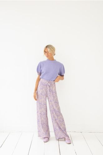Amaya_Amsterdam_Leaf_pants_lila_print_More_of_Me