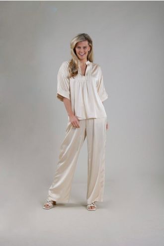 Nukus_Grace_pants_light_sand_More_of_Me