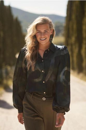 Nukus_Lettie_Blouse_Burned_Olive_Hilnetta_s_4