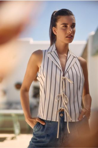 Studio_Anneloes_Hieke_stripe_top_offwhite_black_Hilnetta_s_1