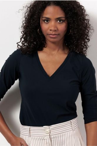 Studio_Anneloes_Emma_top_dark_blue_Hilnetta_s