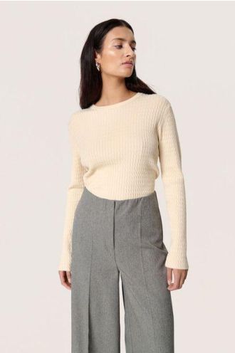 Soaked_in_luxury_Spina_cable_pullover_sandshell_Hilnetta_s_2