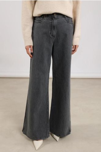 Nukus_Ruby_Pants_Denim_Studs_Hilnetta_s