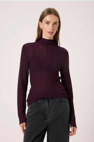Soaked_in_luxury_Laisa_Regular_Pullover_red_Hilnetta_s
