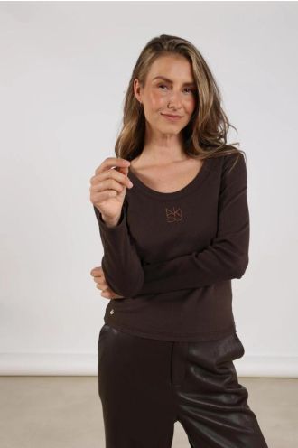 Nukus_Lilia_Top_LS_Chocolate_Hilnetta_s