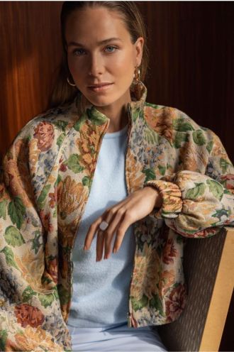 Studio_Anneloes_Mela_flower_bomber_Hilnetta_s