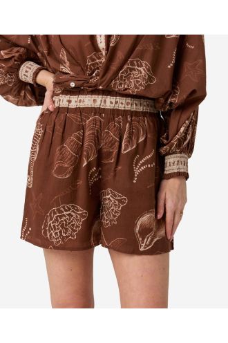 Ibana_Shazira_Shell_Short_Hilnetta_s