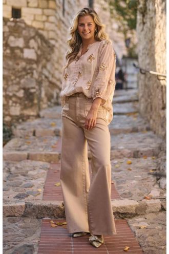 Nukus_Scarlet_Pants_sand_Hilnetta_s
