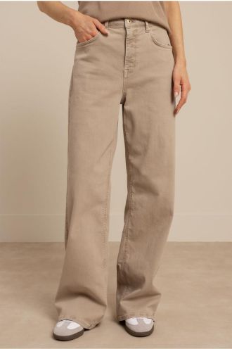 Studio_Anneloes_Lexie_denim_trousers_latte_Hilnetta_s