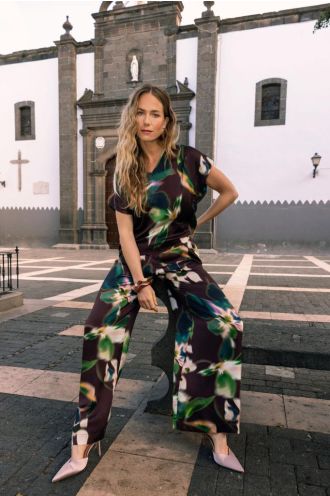Studio_Anneloes_Sien_satin_flower_trousers_multi_Hilnetta_s