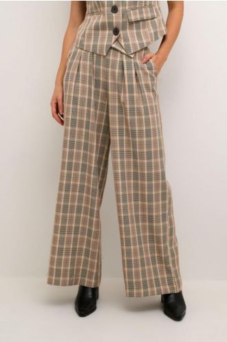 Culture_Constantia_waistcoat_falcon_check_More_of_Me_5