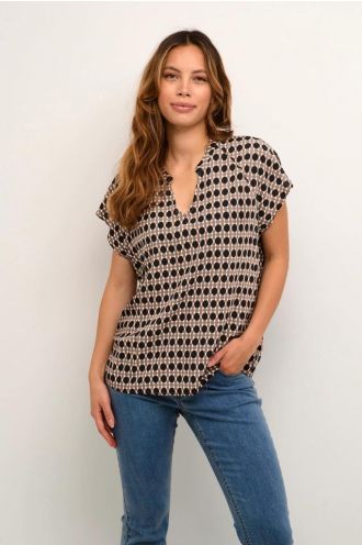 Culture_Bello_ss_blouse_falcon_graphic_More_of_Me_5