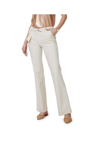 ZIP73_Flair_button_light_yellow_More_of_Me_1