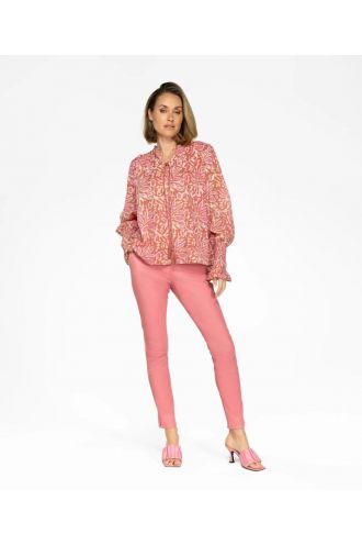 Ibana_Talys_Blouse_blush_blossom_More_of_Me_2