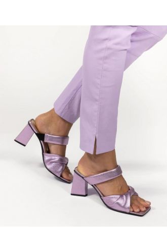 Ibana_Amber_metallic_soft_lilac_More_of_Me