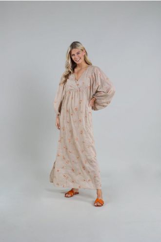 Nukus_Monica_Dress_Embroidery_sand_Hilnetta_s