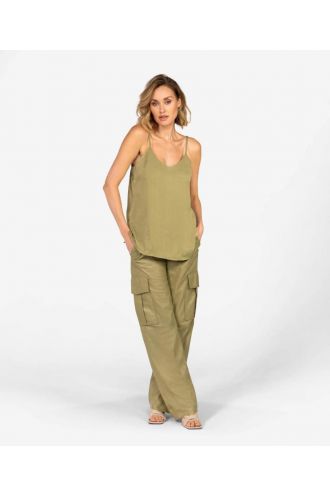 Ibana_Taps_top_Moss_Green_Hilnetta_s