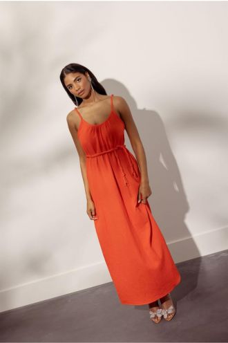 Studio_Anneloes_Hellen_joy_dress_light_red_Hilnetta_s