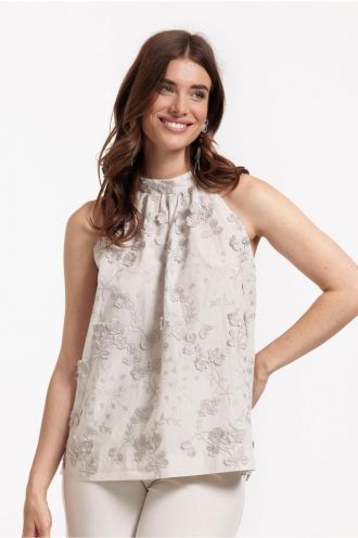 Studio_Anneloes_Sara_fringe_embroidery_top_kit_Hilnetta_s