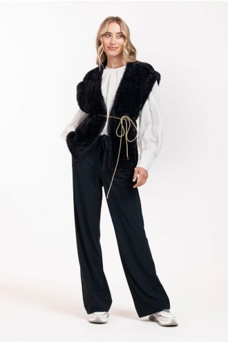 Studio_Anneloes_Marly_fluffy_waistcoat_dark_blue_Hilnetta_s_5