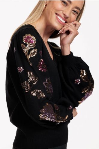Studio_Anneloes_Milly_flower_sequins_pullover_black_Hilnetta_s_1