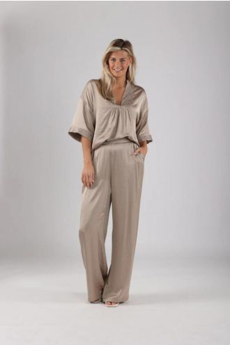 Nukus_Josephine_Pants_Silky_Dark_Sand_Hilnetta_s_5