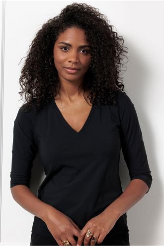 Studio_Anneloes_Emma_vneck_top_black_Hilnetta_s