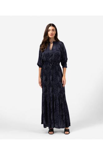 Ibana_Dyani_Dotted_Palm_Hilnetta_s