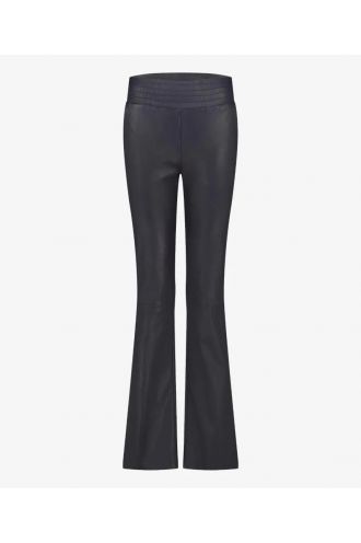 Ibana_Pinnie_midnight_blue_Hilnetta_s