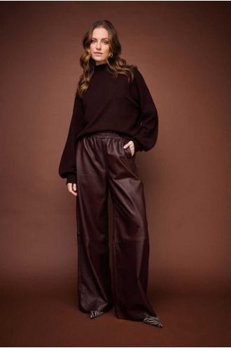 Ibana_Payten_Pants_Burgundy_Hilnetta_s