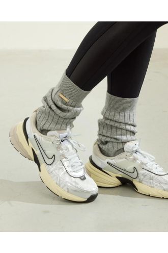 Deblon_Meau_legwarmers_grey_Hilnetta_s