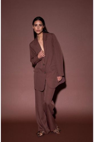 Amaya_Amsterdam_Jane_Blazer_bordeaux_Hilnetta_s